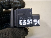  Кнопка стояночного тормоза (ручника) Volkswagen Passat 6 2005-2010 20488864 #2
