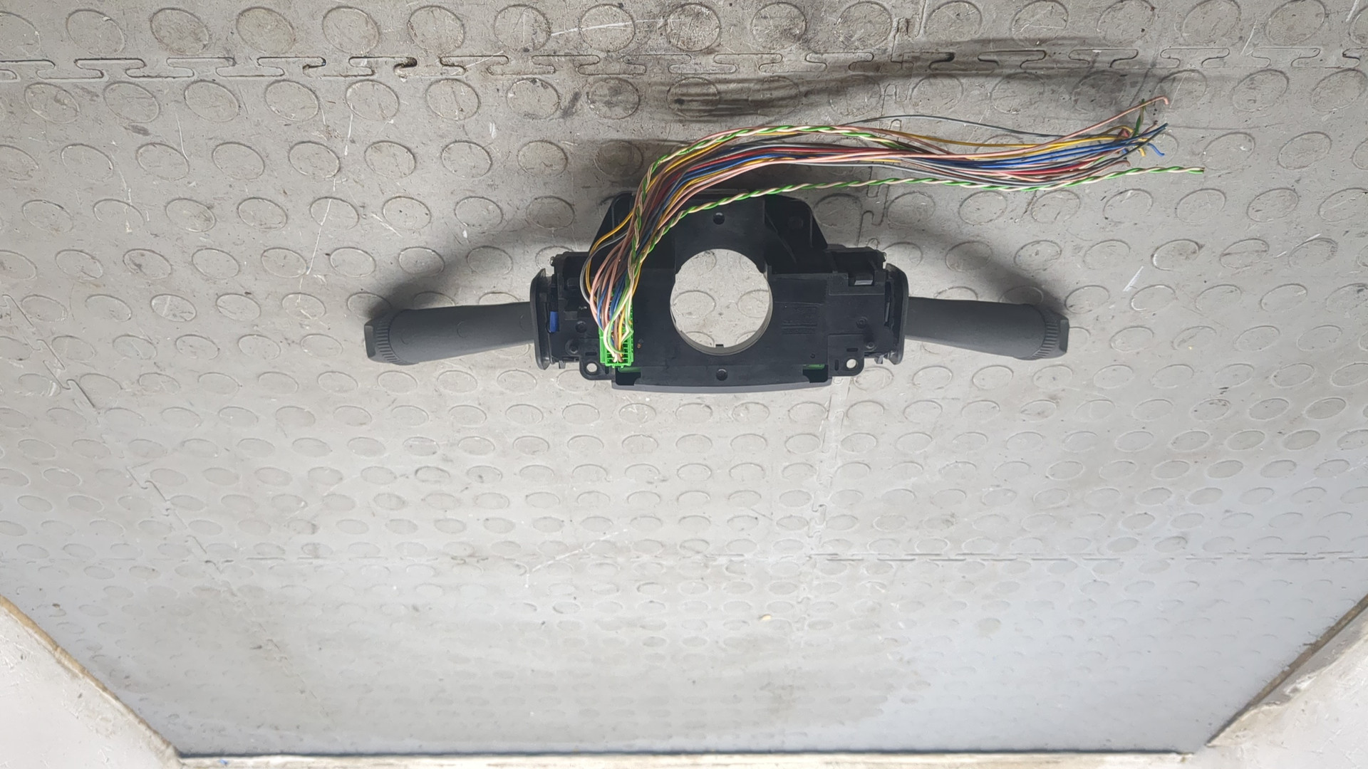 Переключатель подрулевой