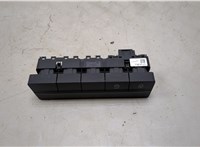  Кнопка открывания замков дверей Skoda Octavia (A7) 2013-2023 20490461 #1