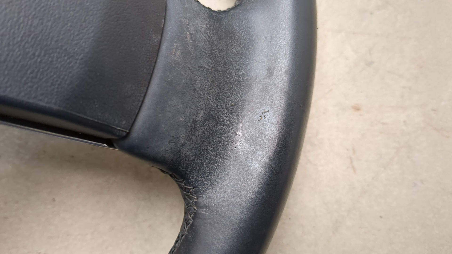 Рулевое колесо (руль)