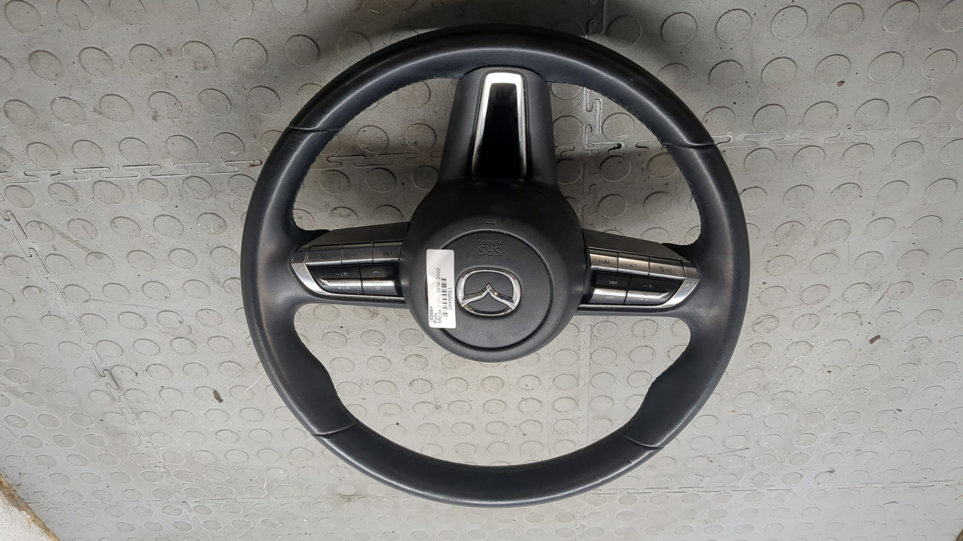 Рулевое колесо (руль)