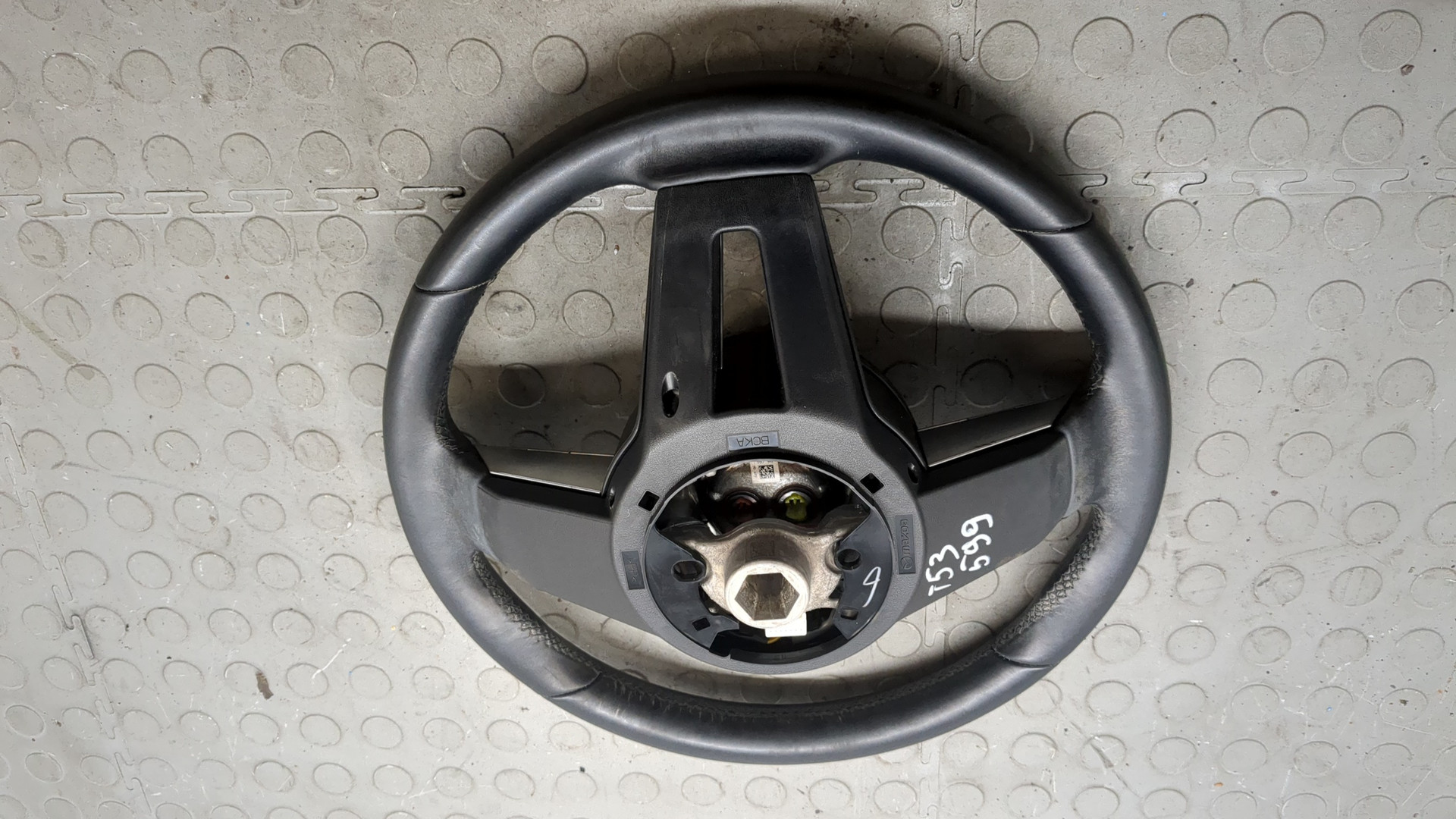 Рулевое колесо (руль)