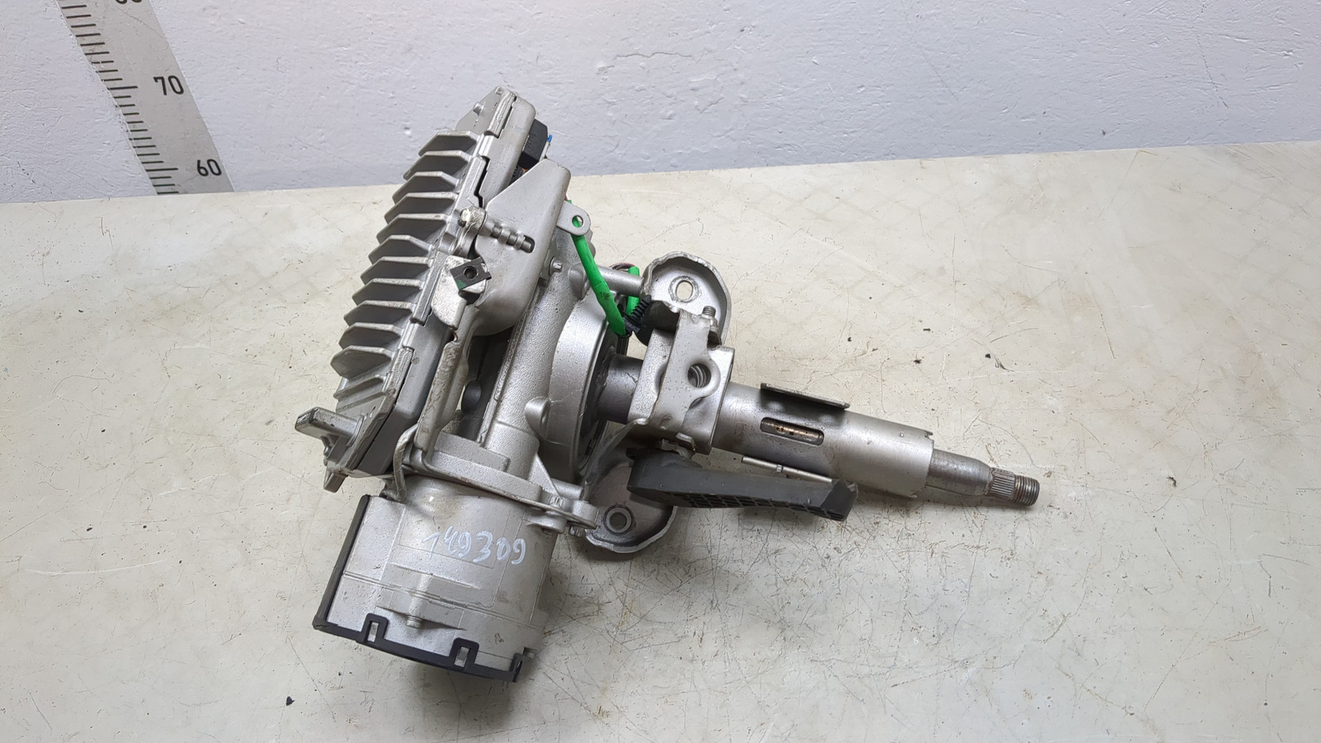 Серводвигатель рулевой рейки