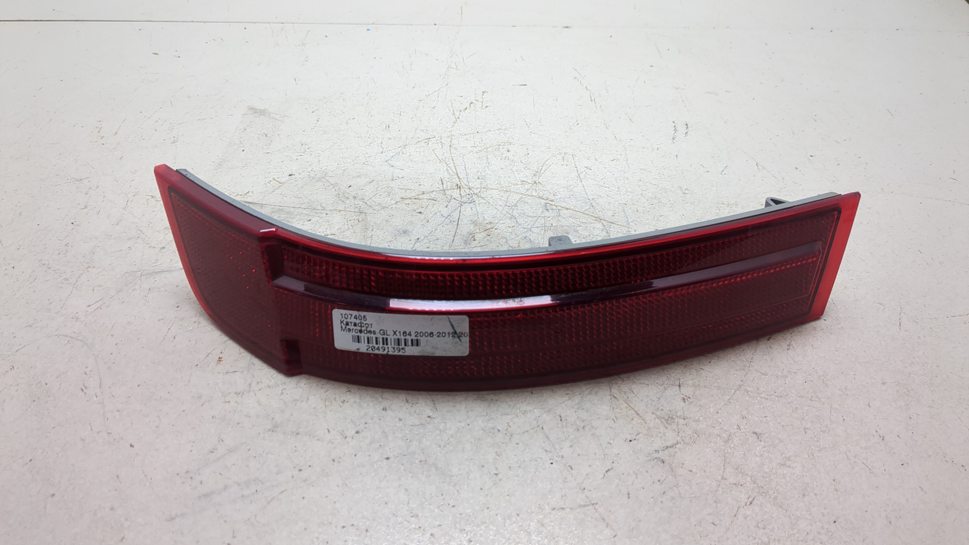 Отражатель в бампер задний правый