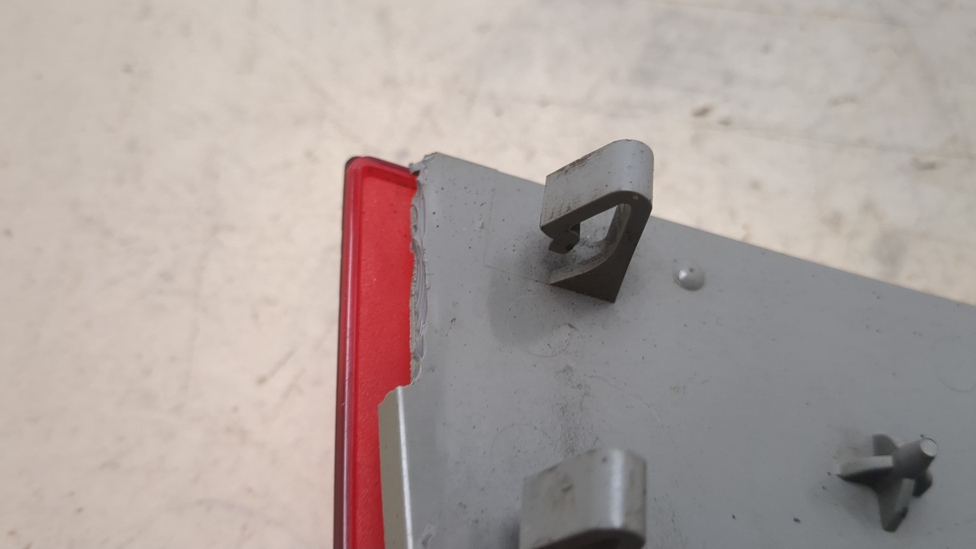 Отражатель в бампер задний правый