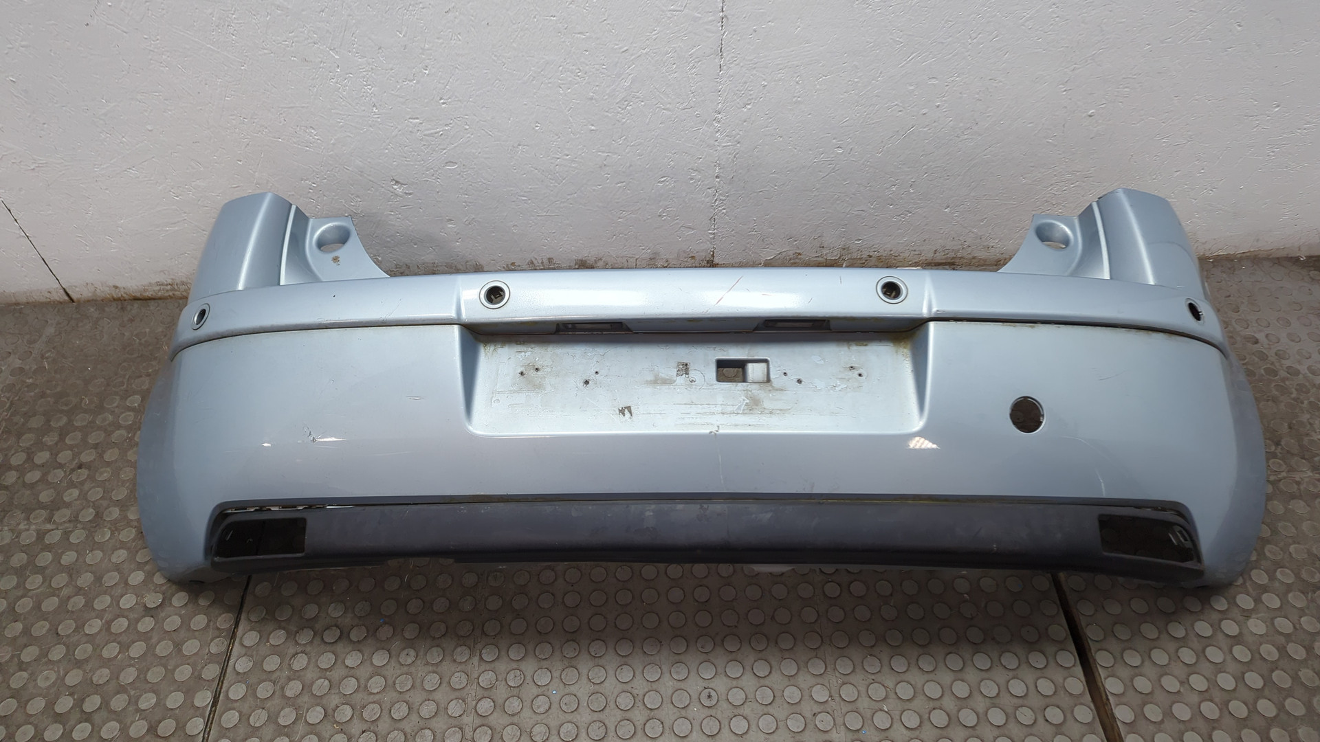 Бампер задний