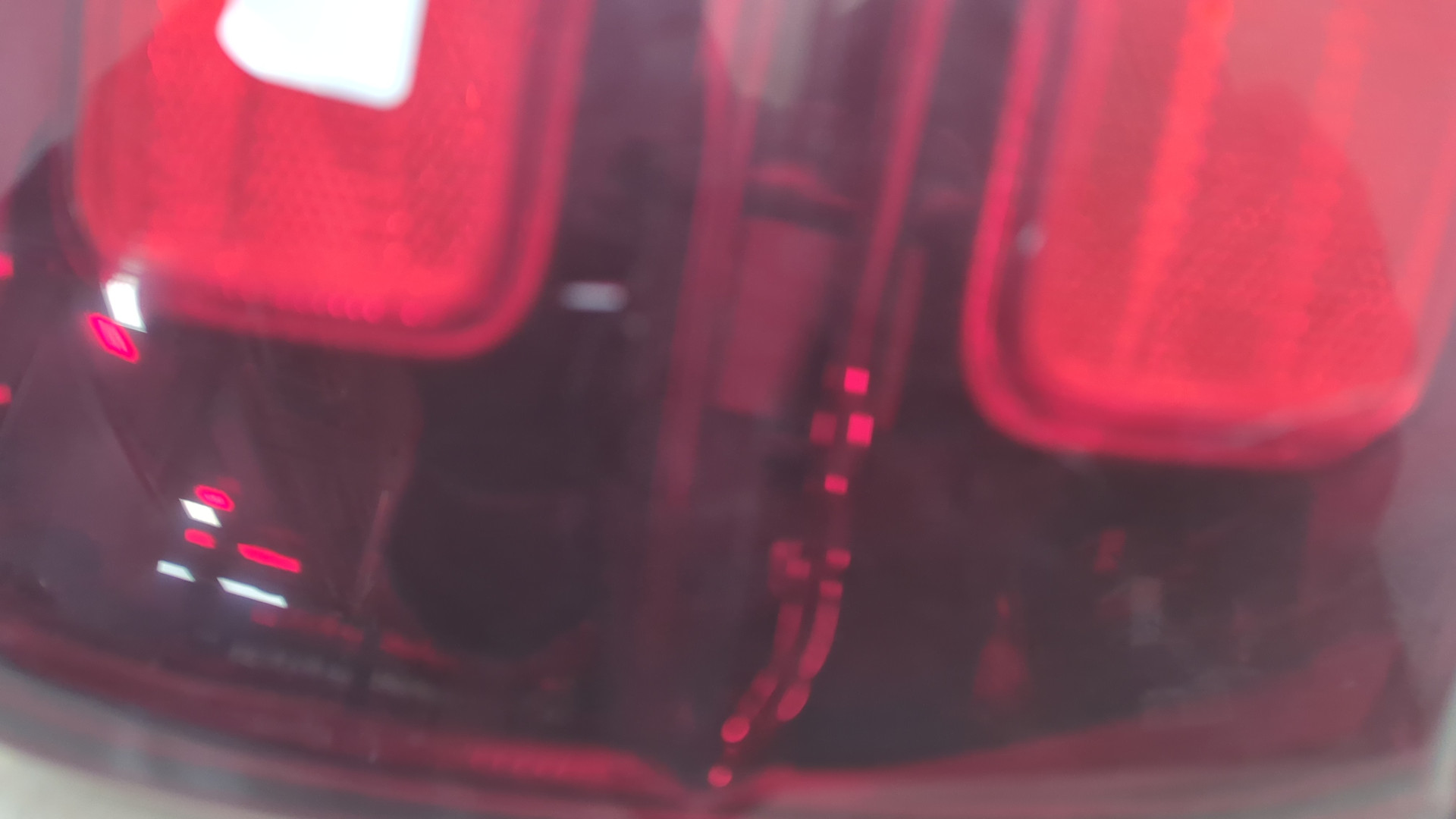 Фонарь задний правый