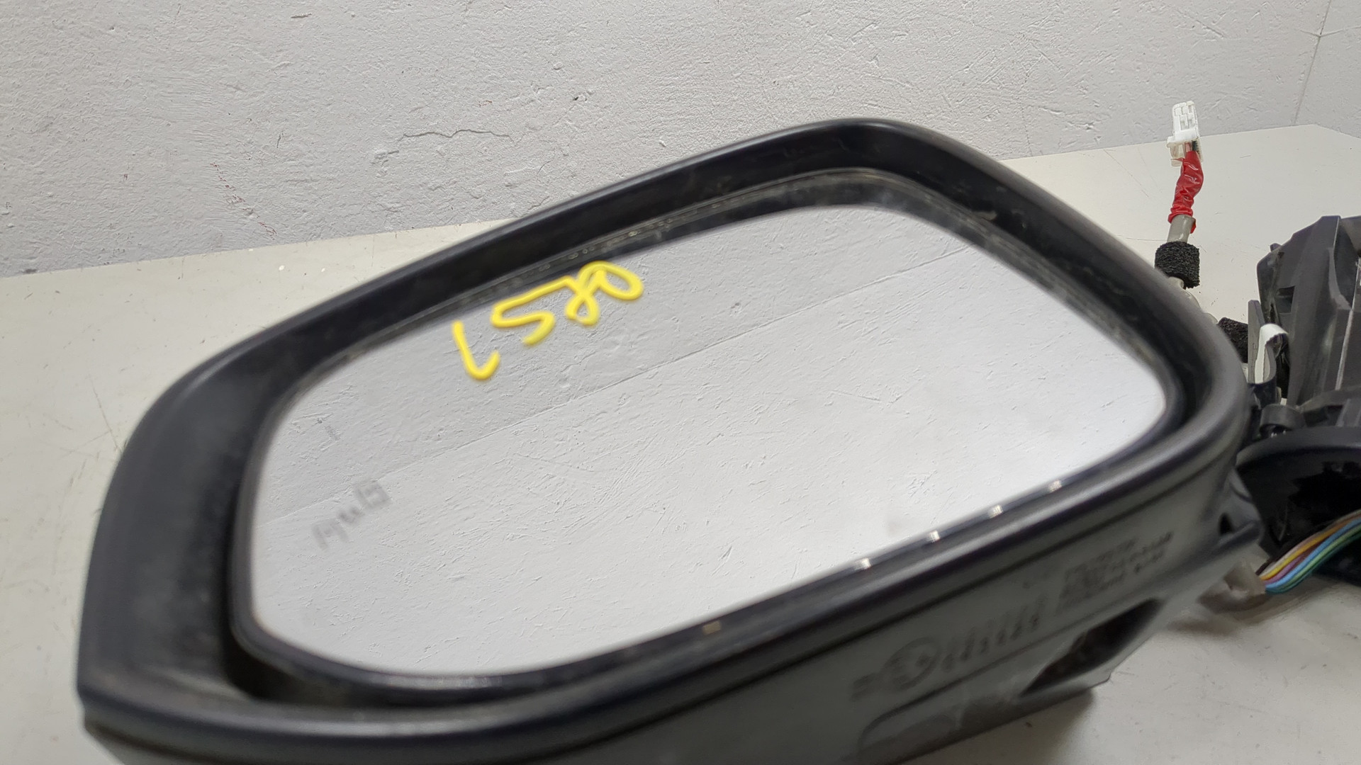 Зеркало левое электрическое