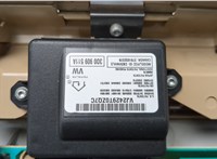 7L6947105A Фонарь салона (плафон) Volkswagen Touareg 2002-2007 20496807 #3
