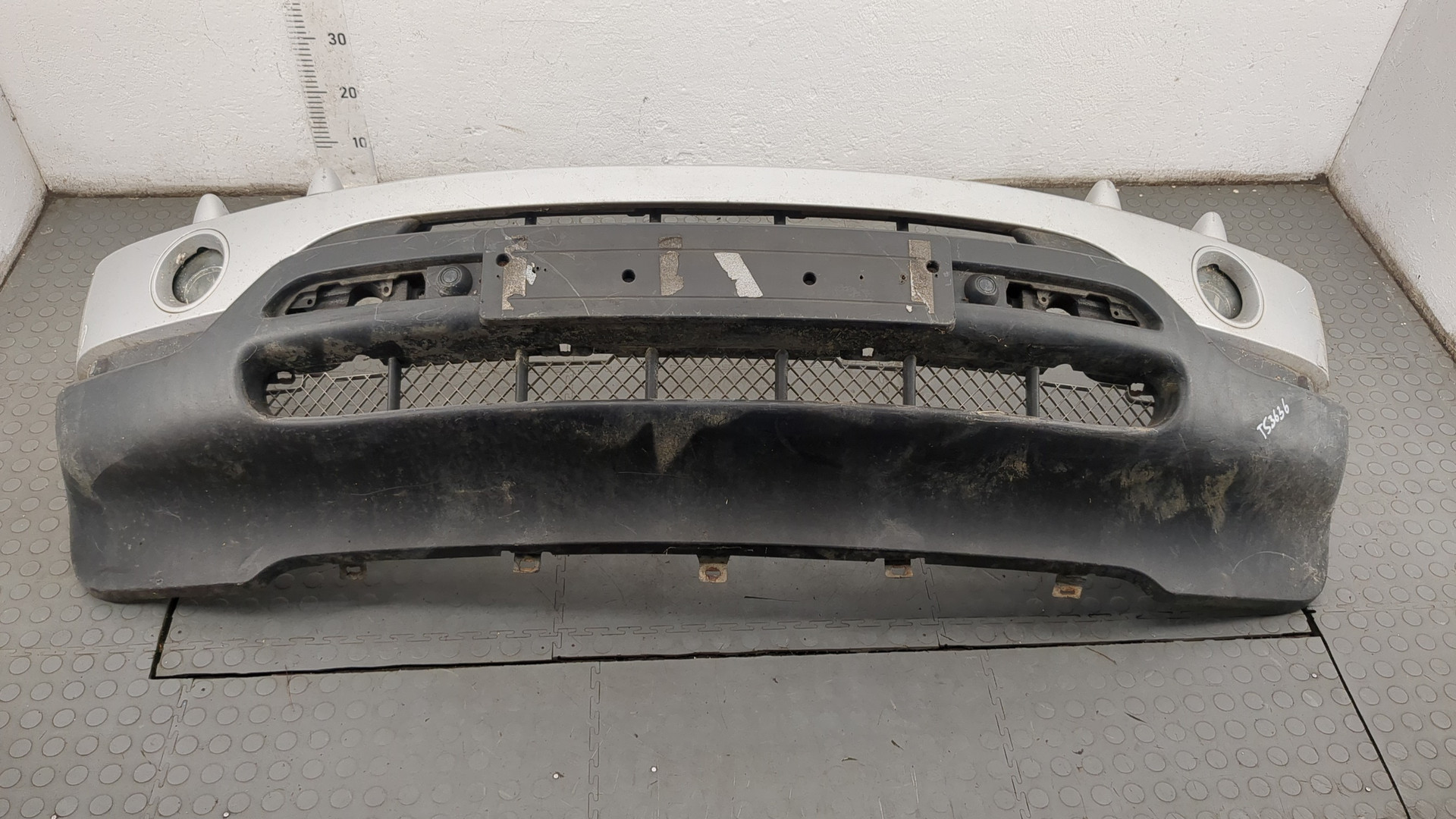 Бампер передний