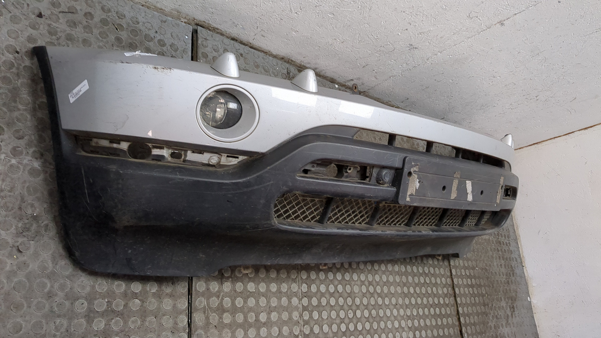 Бампер передний