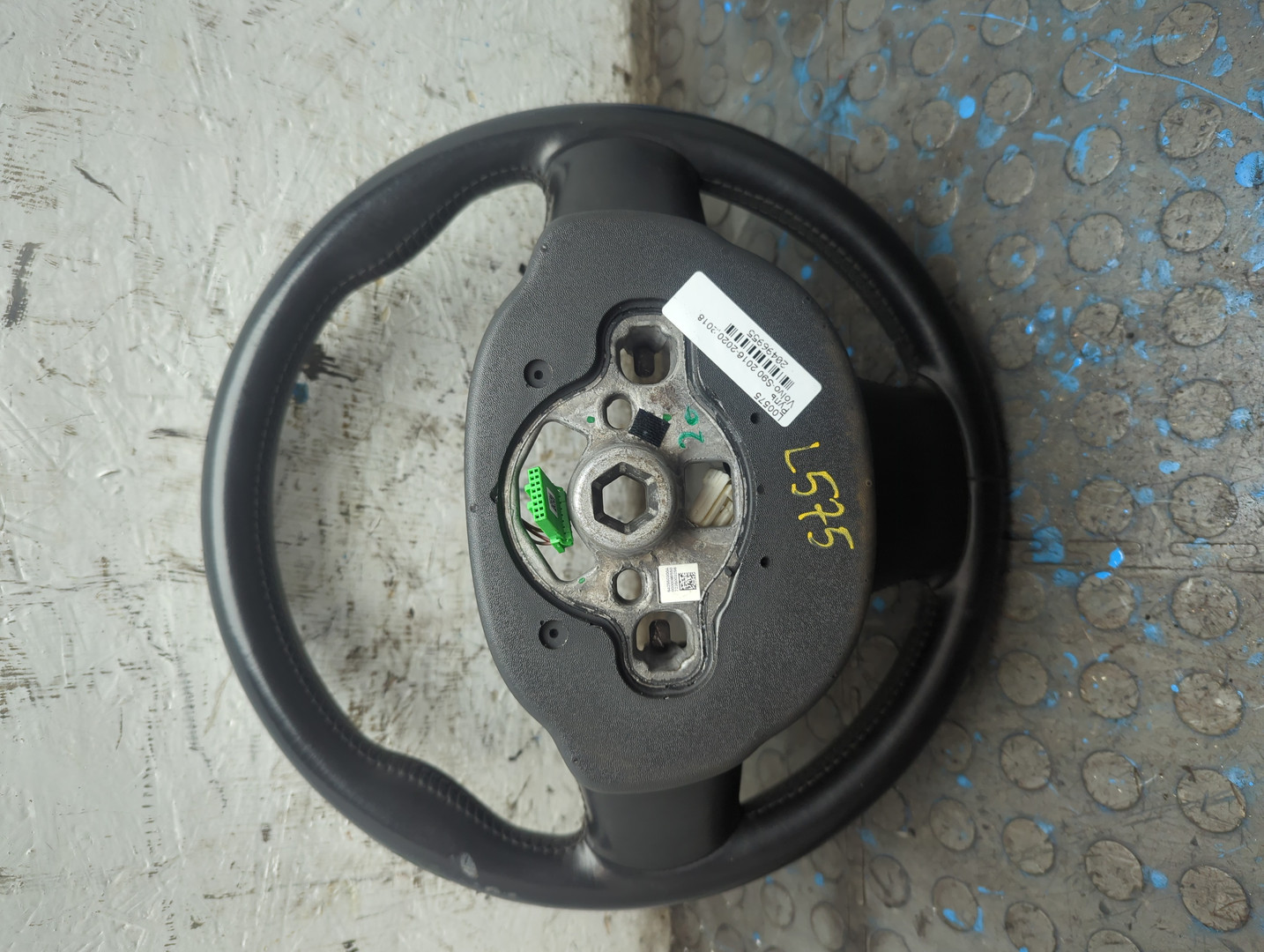 Рулевое колесо (руль)