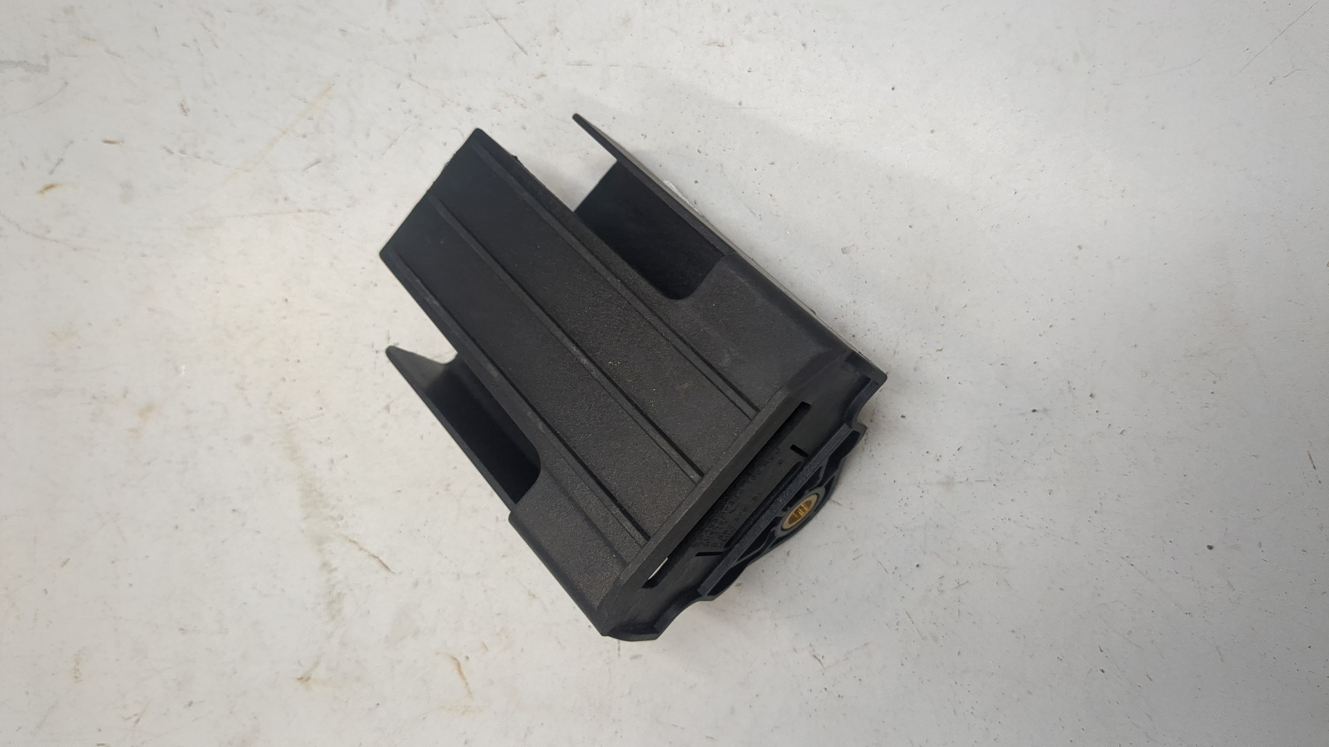 Кронштейн электронного блока управления / контроля