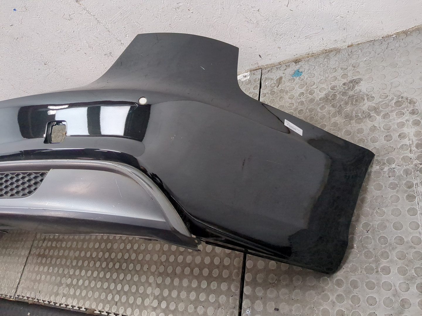 Бампер задний