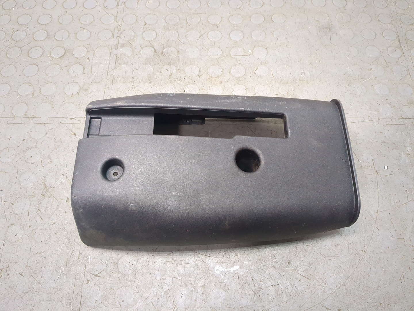 Кожух рулевой колонки