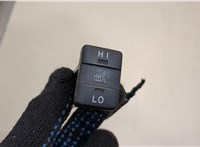  Кнопка обогрева сидений Toyota Auris E18 2012- 20498440 #1