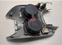  Подстаканник Toyota Sequoia 2000-2008 20499325 #2