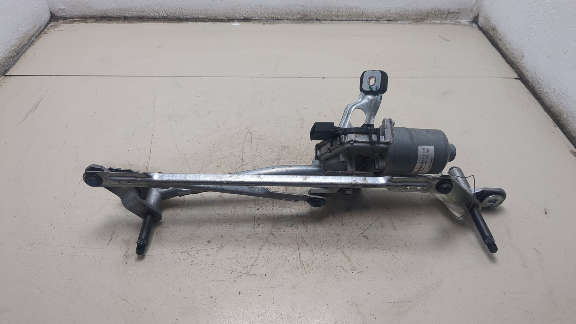 Трапеция стеклоочистителей