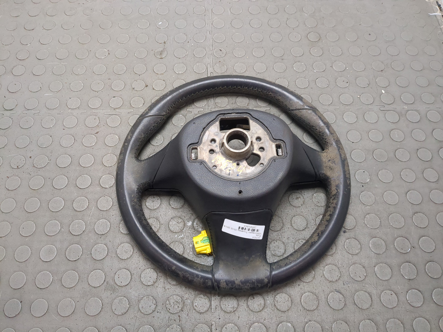 Рулевое колесо (руль)