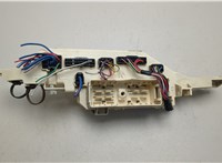  Блок предохранителей Lexus LX 1998-2007 20501866 #1