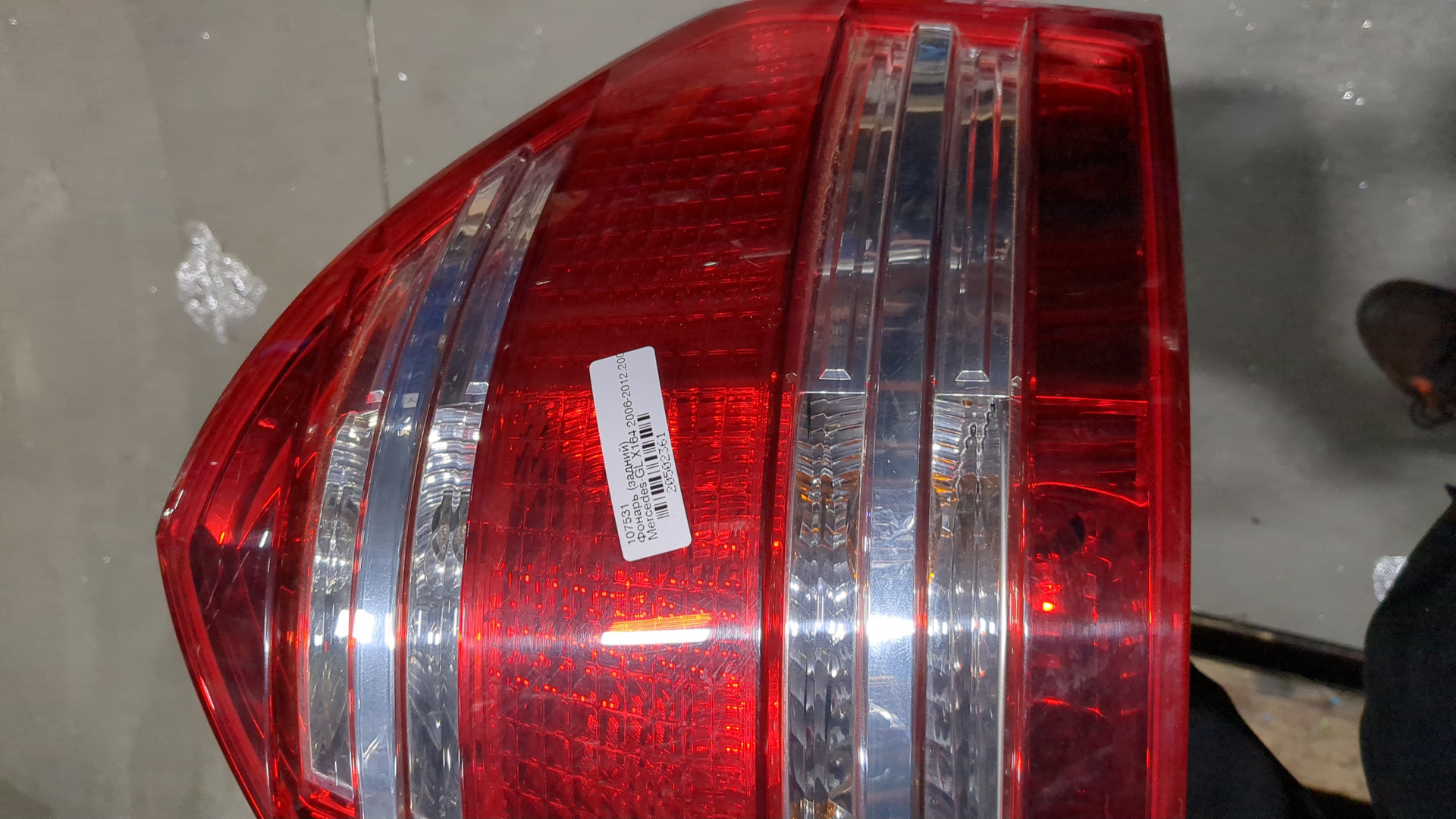 Фонарь задний правый