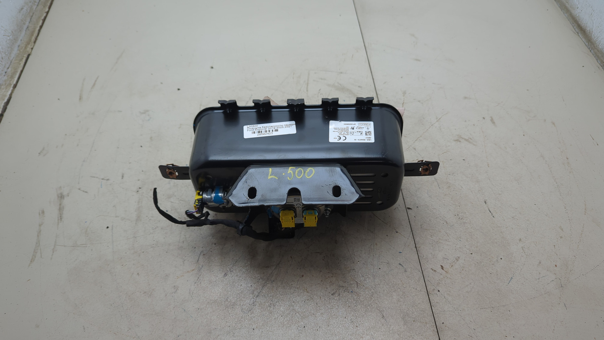 Подушка безопасности пассажирская (в торпедо)