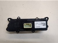  Кнопка удержания в полосе Hyundai Elantra 2020-2025 20503991 #2