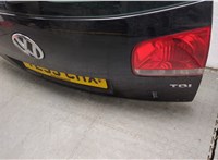  Фонарь крышки багажника Volkswagen Touareg 2002-2007 11447362 #4