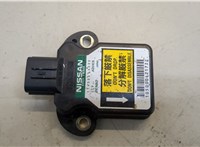  Датчик ускорения Infiniti QX56 2010-2013 20504920 #1