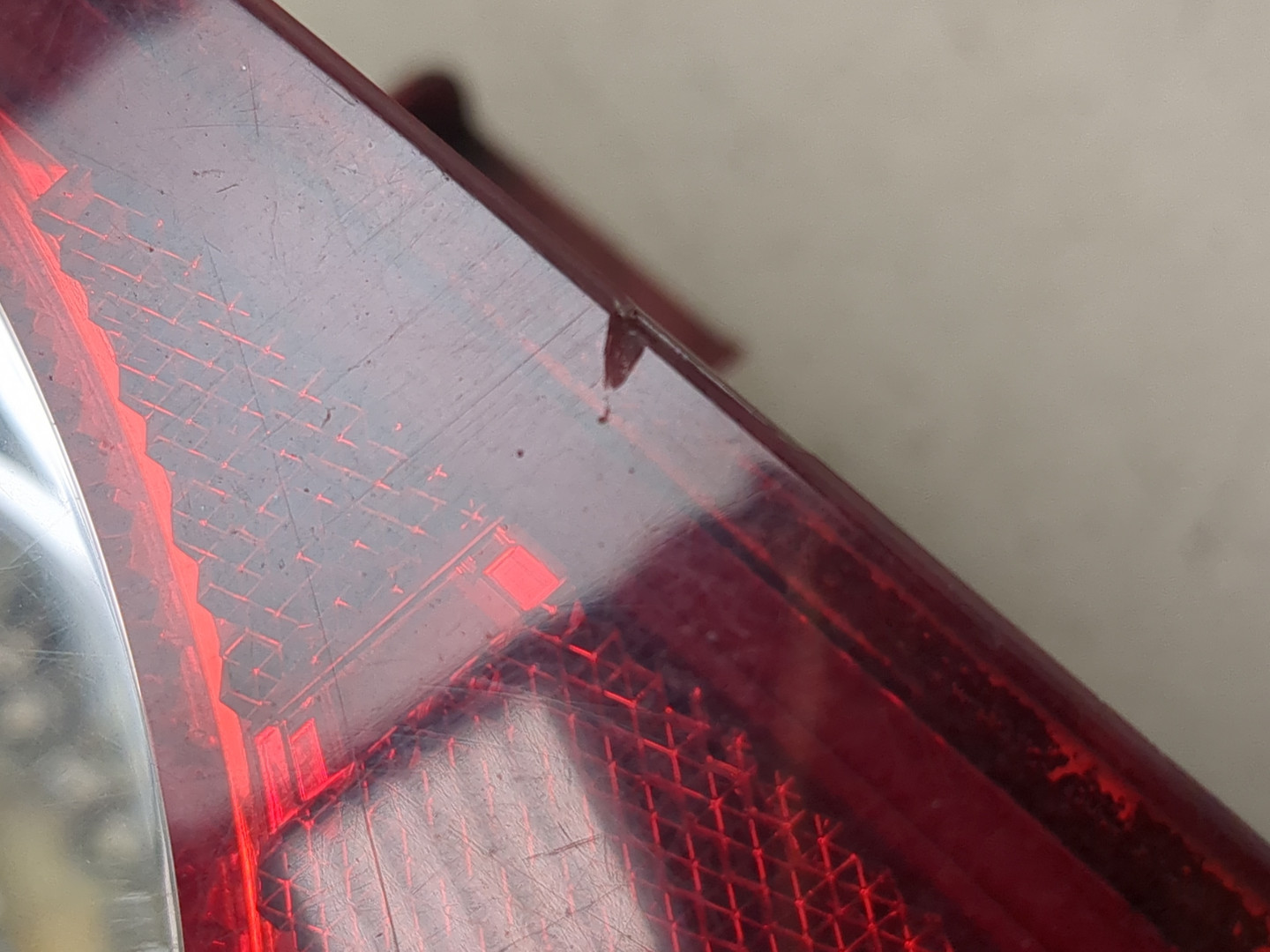 Фонарь задний левый