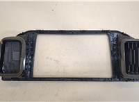  Рамка под магнитолу Volkswagen Crafter 2016- 20505786 #2