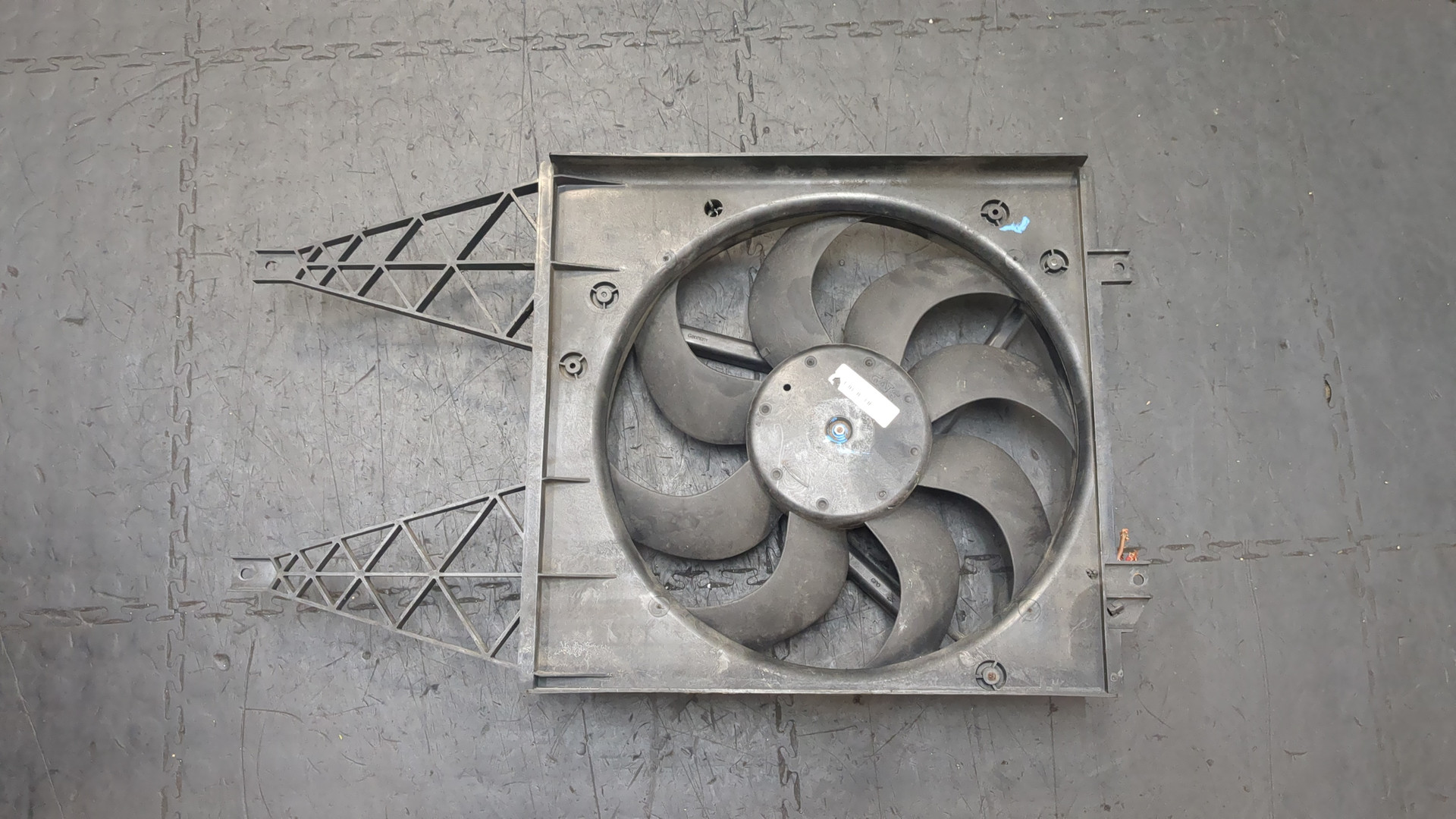 Вентилятор радиатора