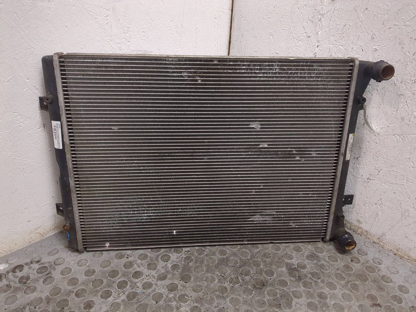 Радиатор охлаждения двигателя основной