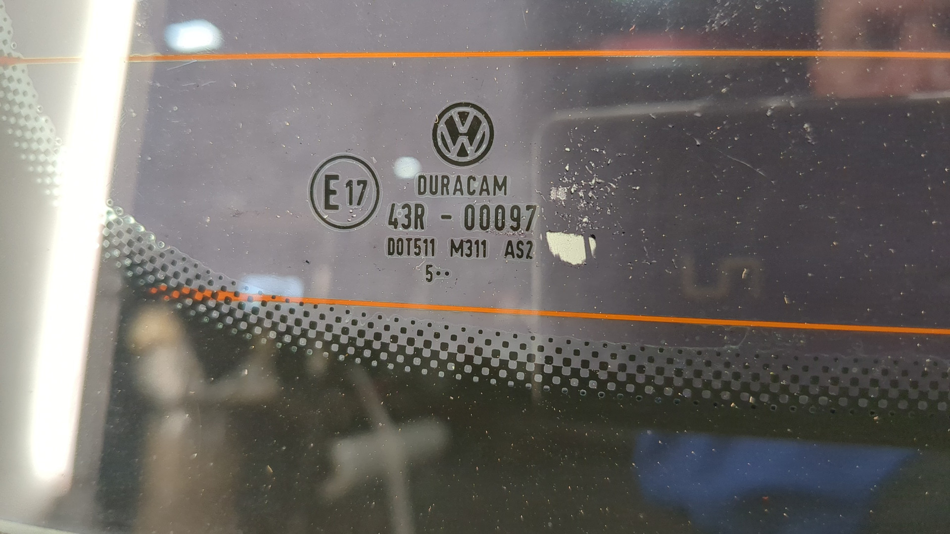 Дверь багажника левая