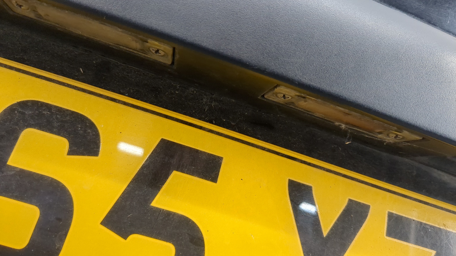 Дверь багажника левая