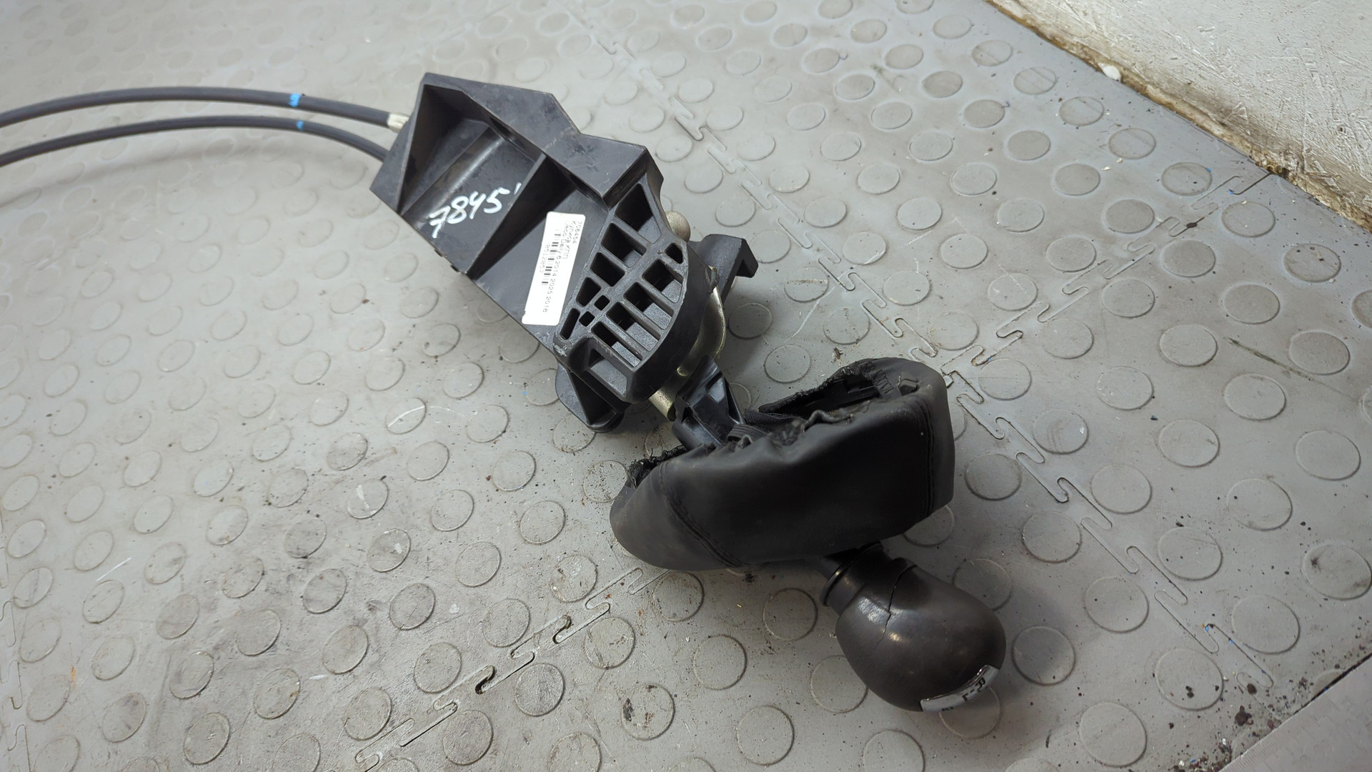 Кулиса МКПП / АКПП