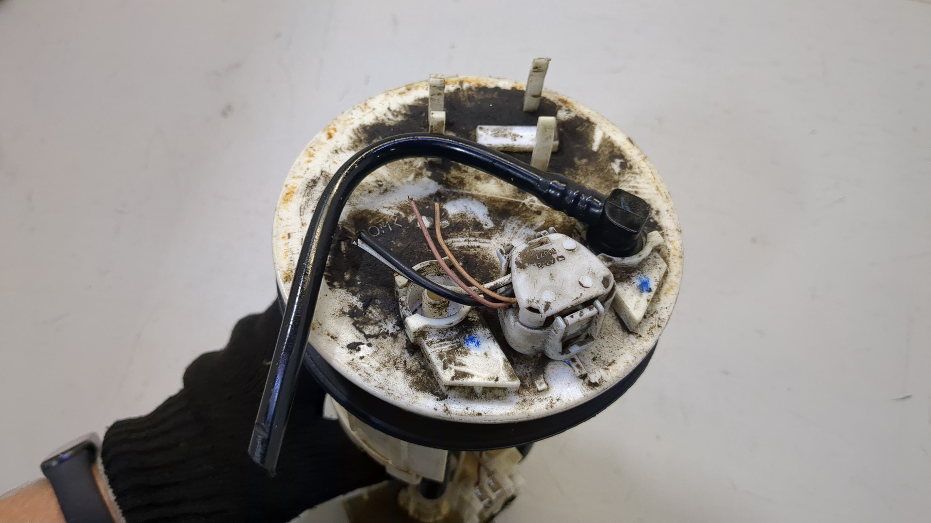 Насос топливный электрический