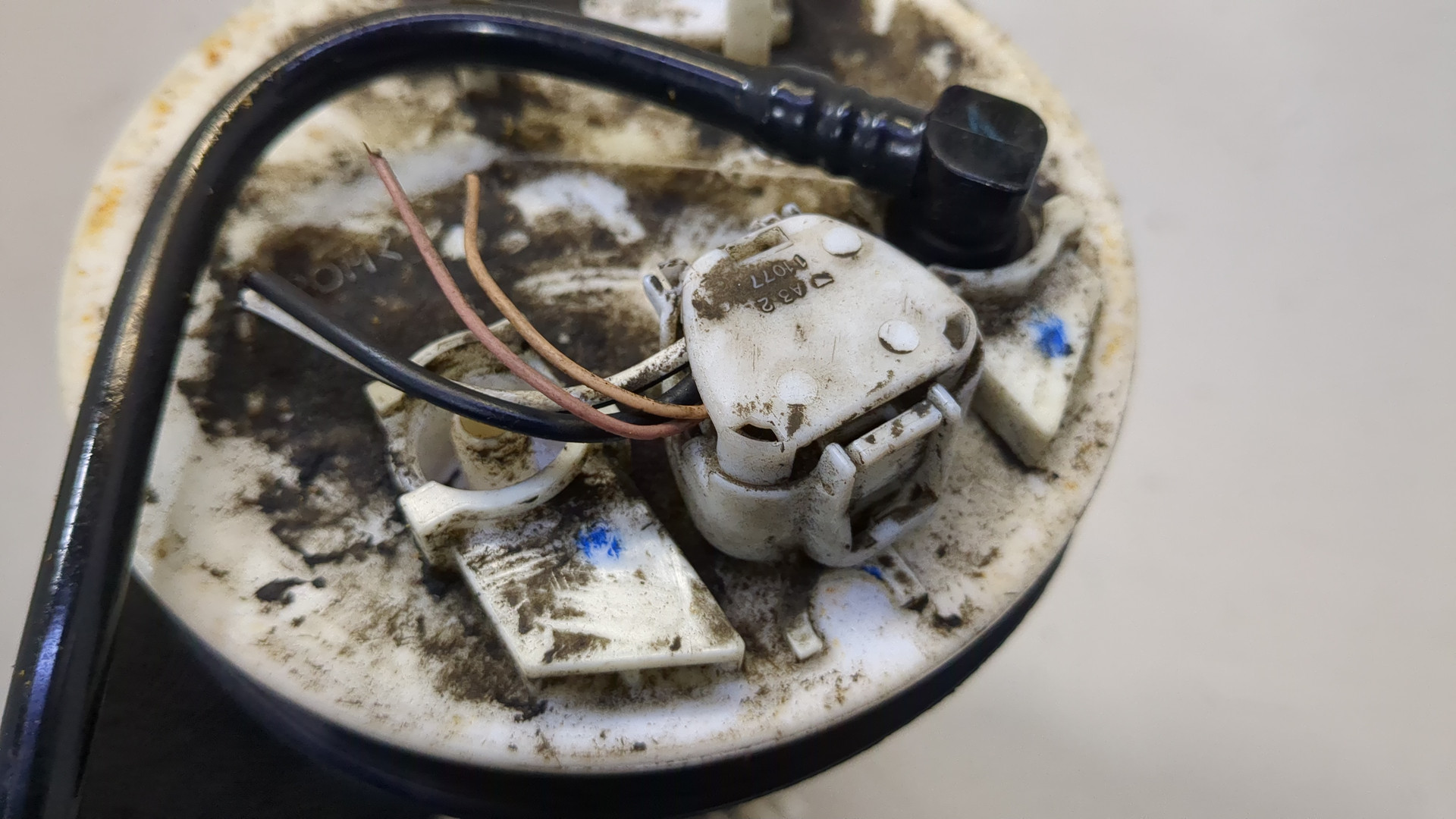 Насос топливный электрический