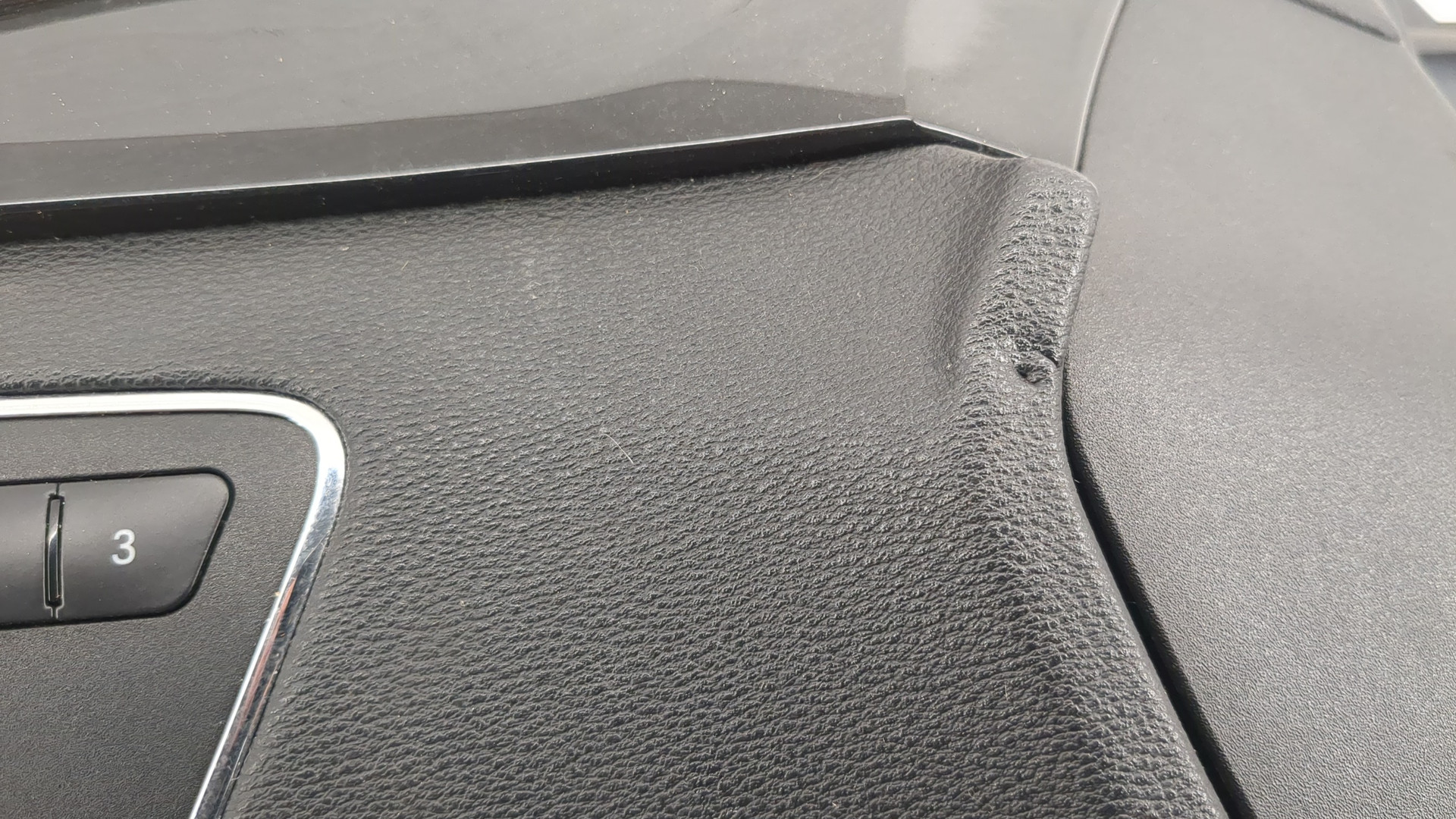 Дверь передняя левая