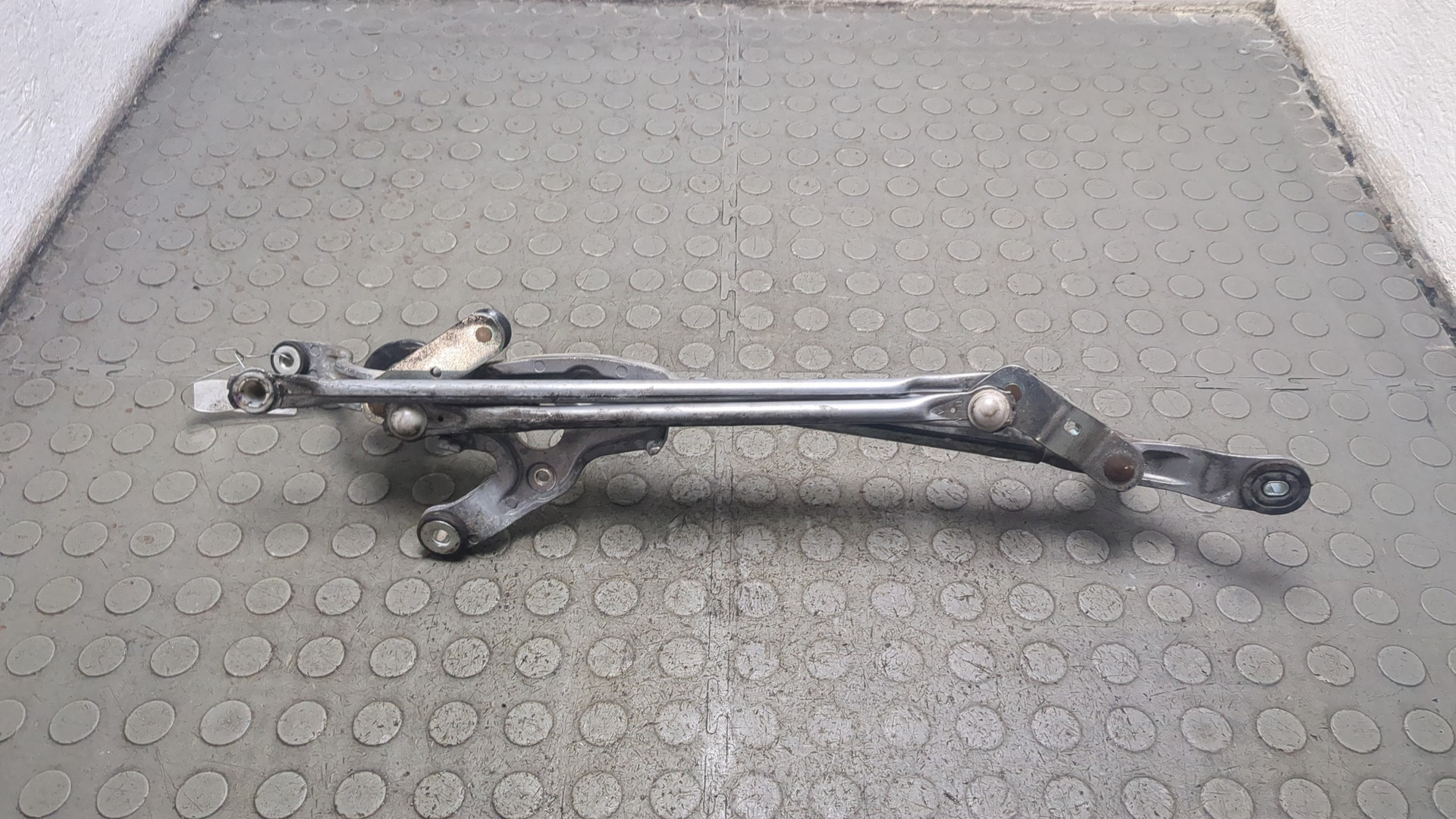 Трапеция стеклоочистителей