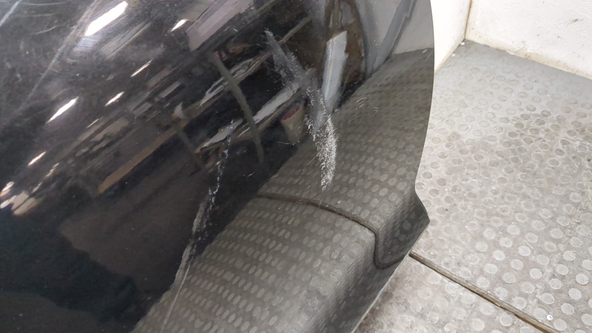 Дверь задняя правая