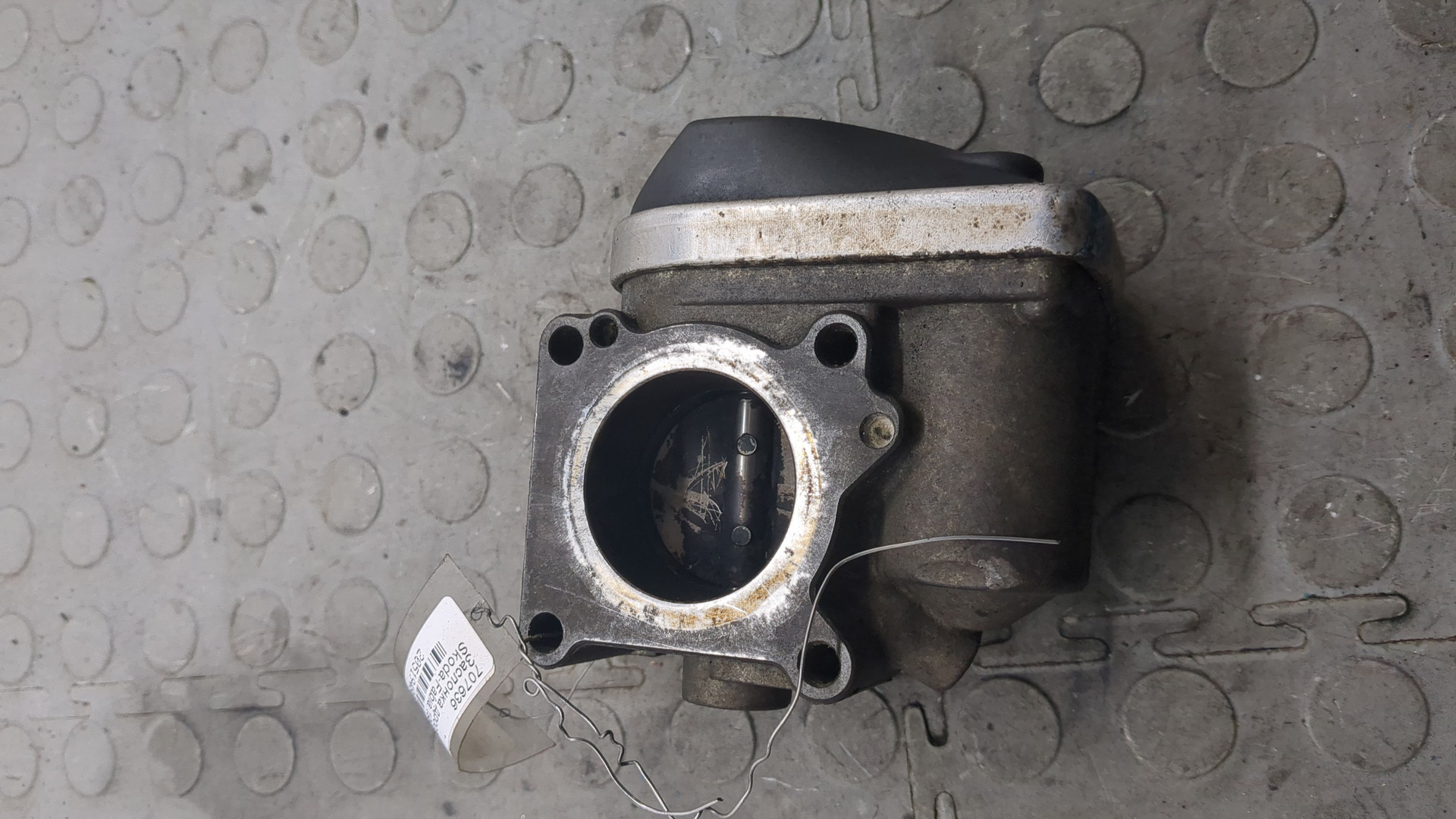 Заслонка дроссельная электрическая