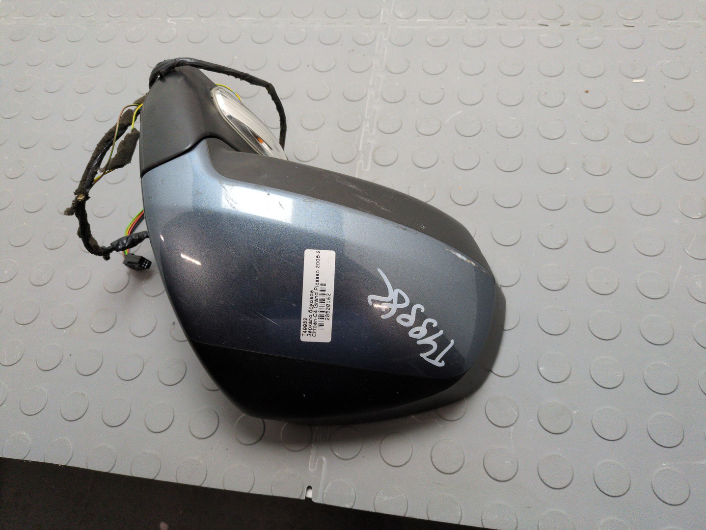 Зеркало правое электрическое