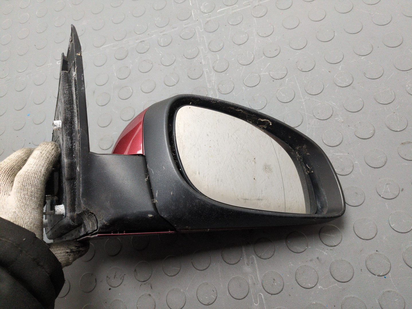 Зеркало правое электрическое