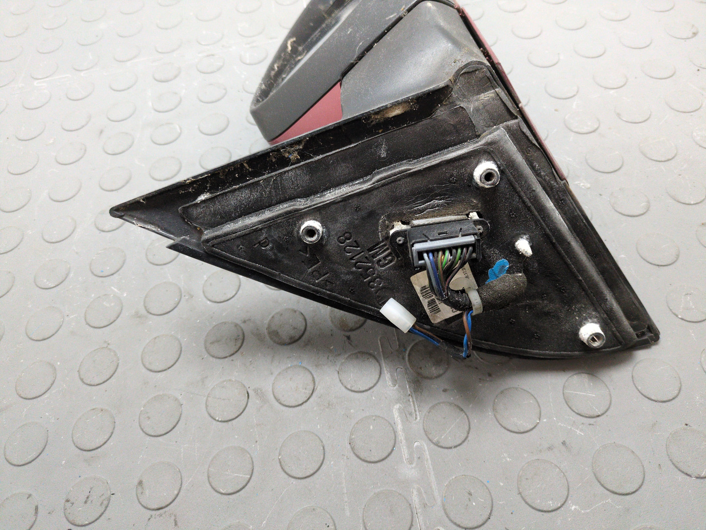 Зеркало правое электрическое