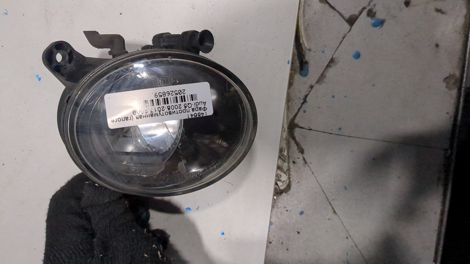 Фара противотуманная левая