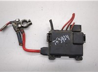  Блок предохранителей Volkswagen Transporter 4 1991-2003 20529680 #1