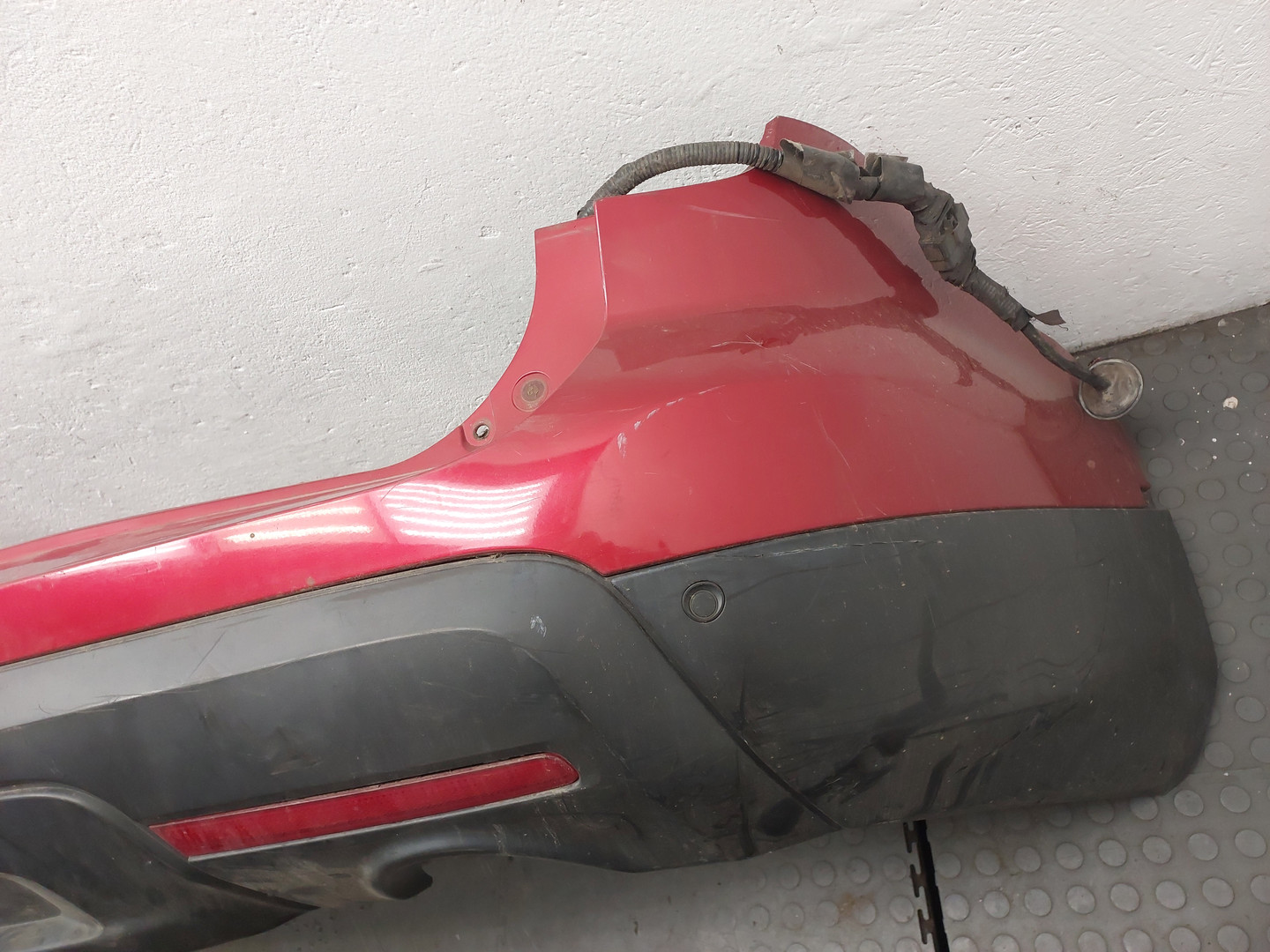 Бампер задний