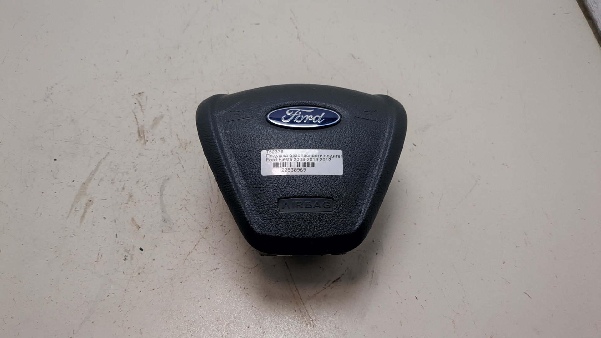 Подушка безопасности в рулевое колесо