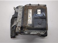  Блок управления двигателем Opel Zafira B 2005-2014 20531625 #1